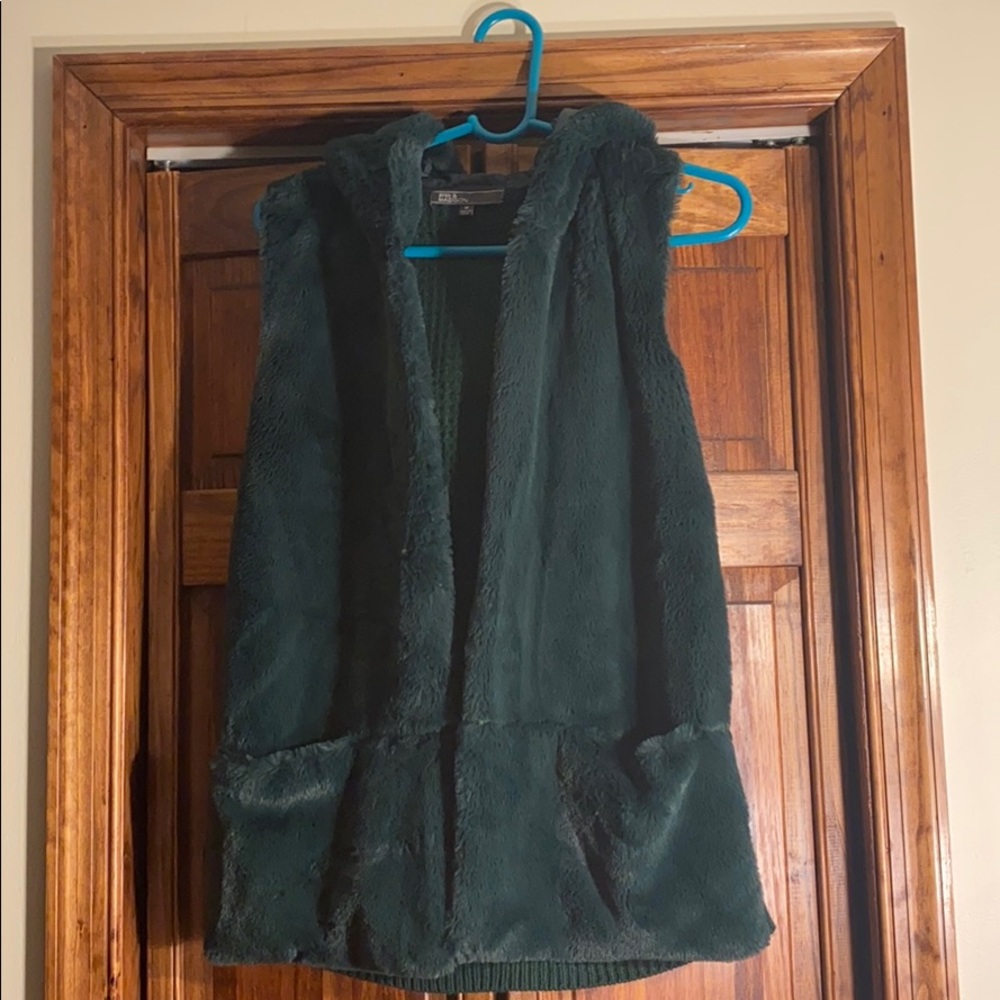 Sweater Vest